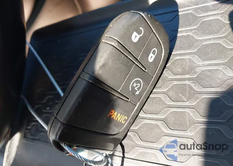 2018 Jeep Compass Latitude 4X4 из США, поврежденный, VIN 3C4NJDBB9JT436746